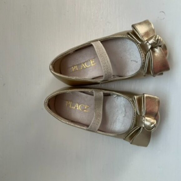 Toddler Ballet Gold Flats Size 4 - Picture 2 of 6